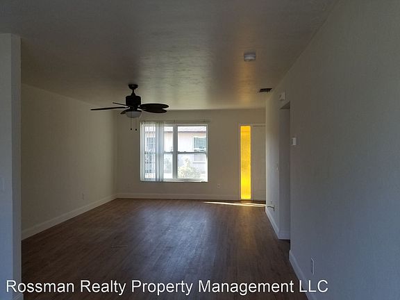 2nd image of 1019 SE 23rd Pl #A