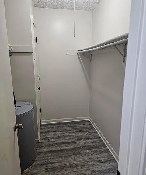 1023 W Elm Ter #B — Photo 6
