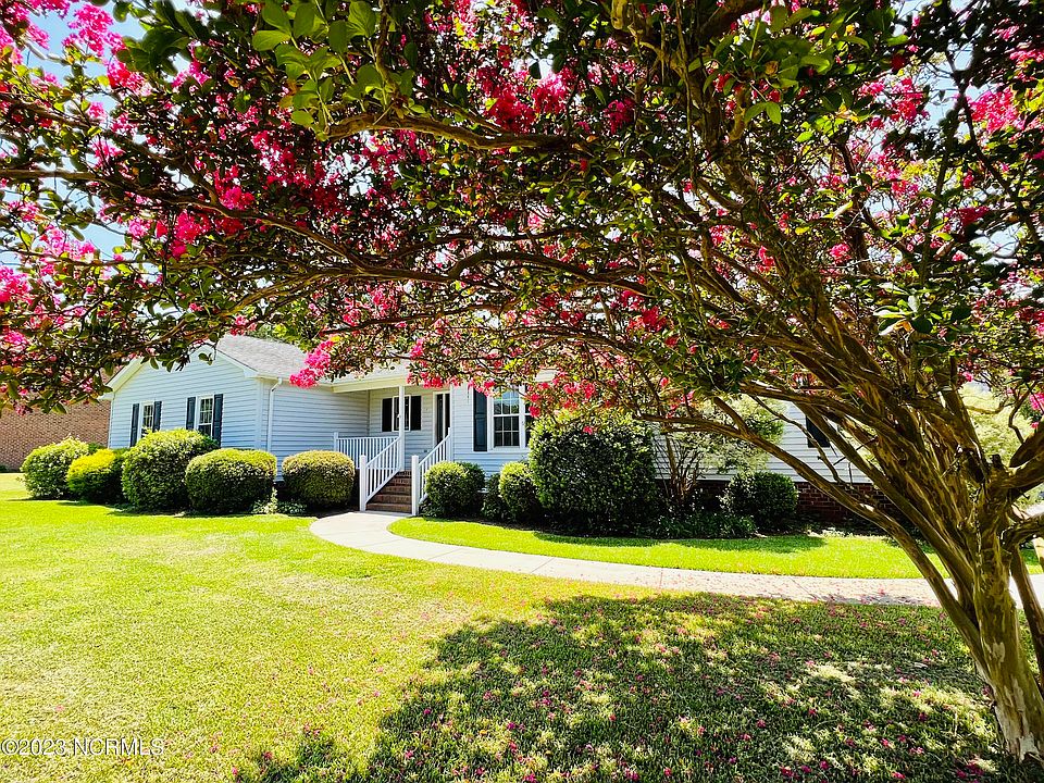1st image of 711 Delano Court