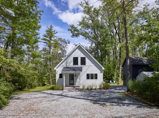 4 Birch Ln, West Stockbridge, MA 01266