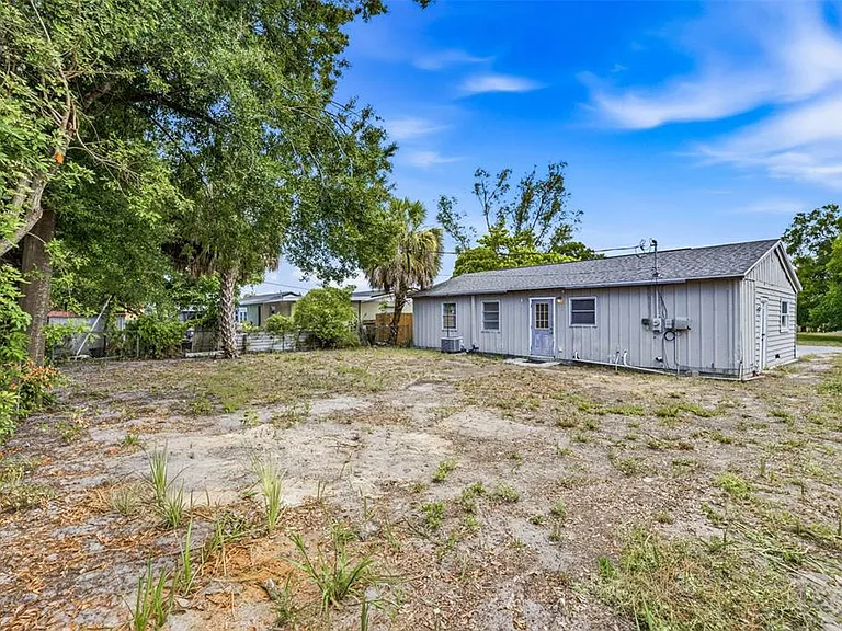 6802 Larmon St — Photo 22