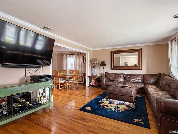 4th image of 3060 Shore Drive