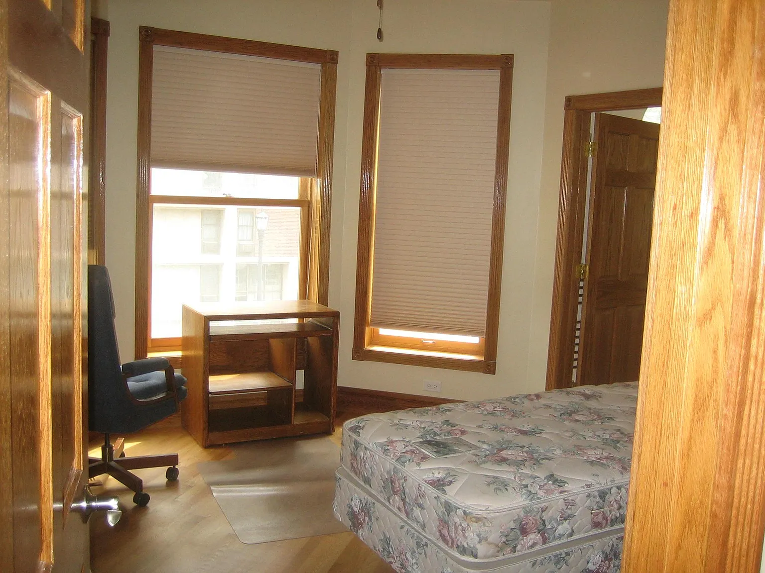 3 bed, 1800 sqft, $4,500 — Photo 2