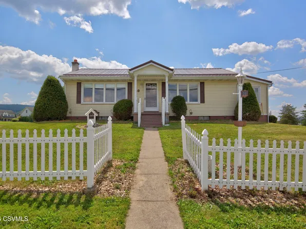 20 Firehall Rd, Bloomsburg, PA 17815