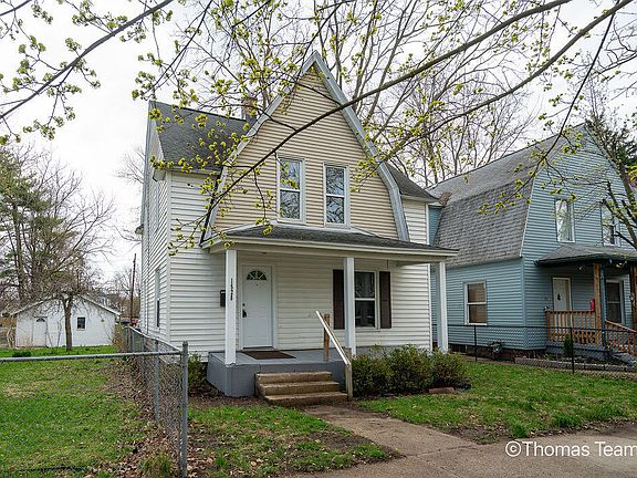 3rd image of 1528 Hamilton Ave NW