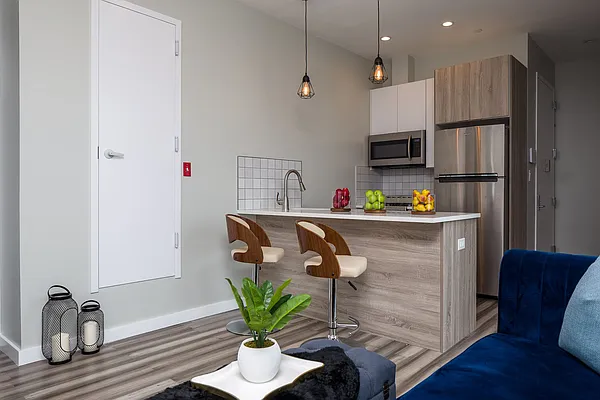 Rented by Nooklyn NYC LLC | media 17