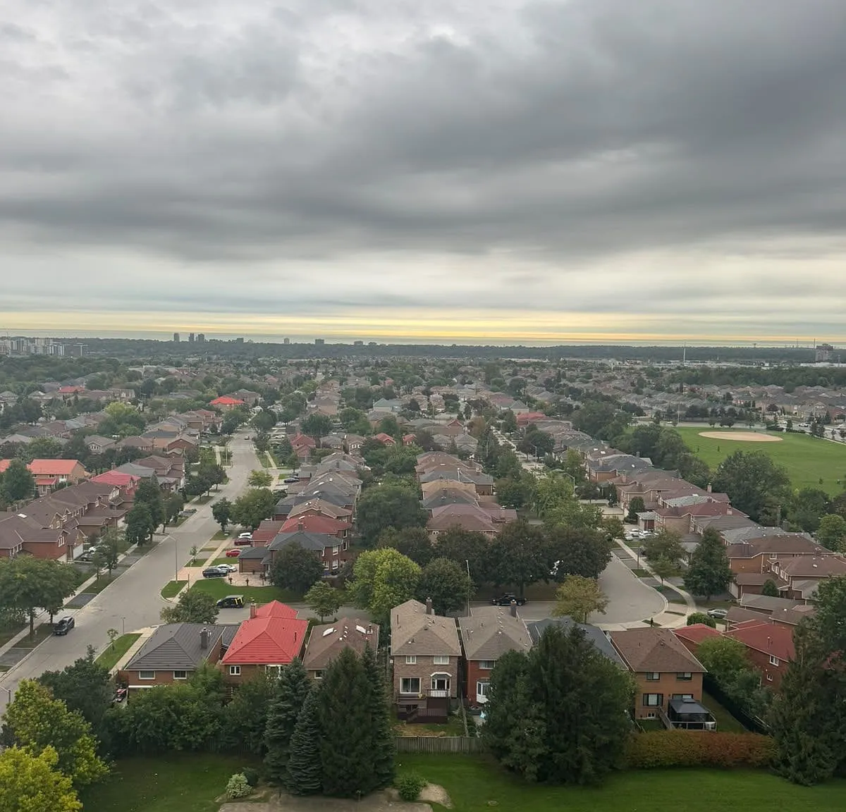 550 Webb Dr — Photo 4