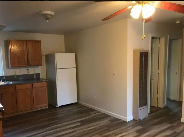 6. 3rd. Street Cottages