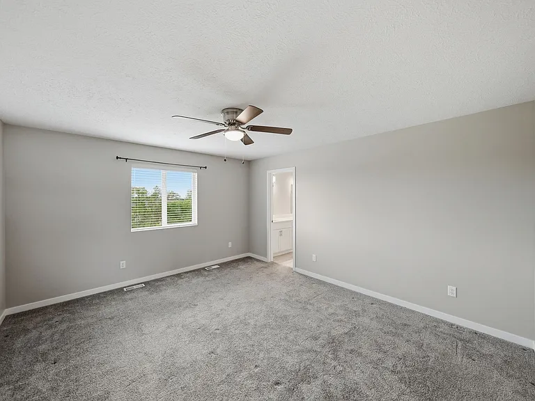 959 Titan Dr — Photo 18