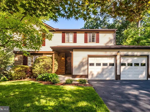 10712 Freds Oak Ct, Burke, VA 22015