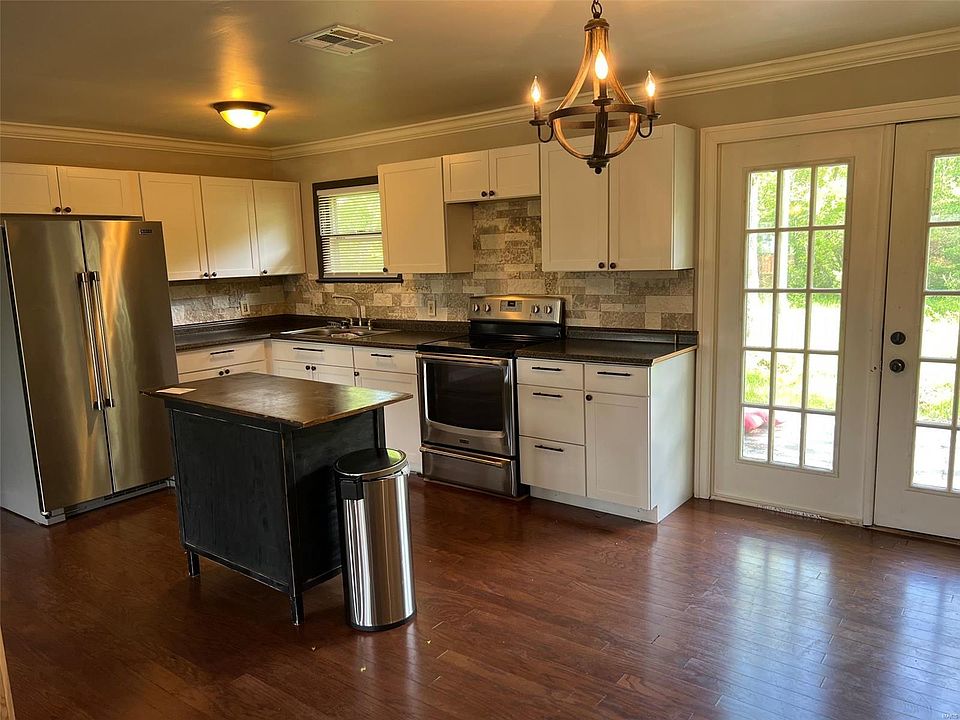 2200 Ozark St, Cabool, MO 65689 Zillow