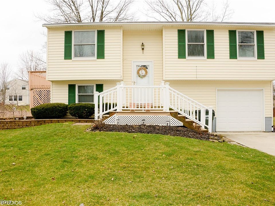 1st image of 2880 Diana Lynn Dr