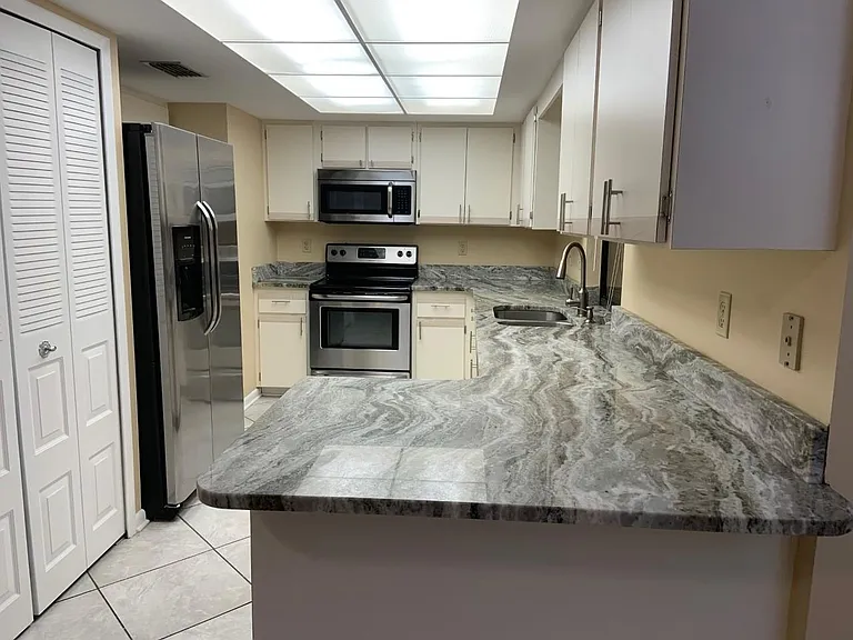 615 S Sun N Lakes Blvd — Photo 16