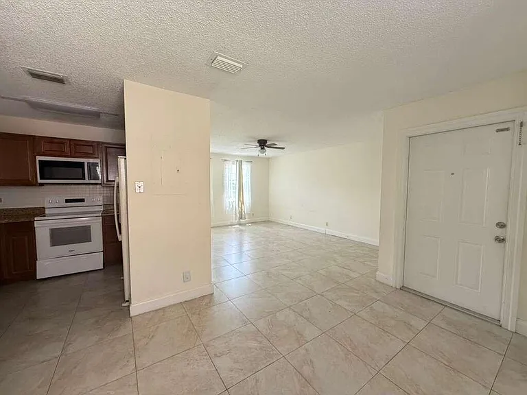 13986 Morning Glory Dr #13986 — Photo 12