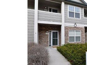 5225 White Willow Dr