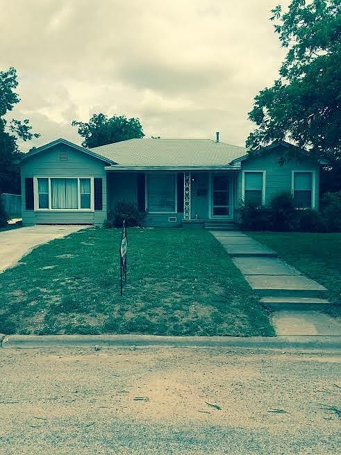 1st image of 826 E North 14th St