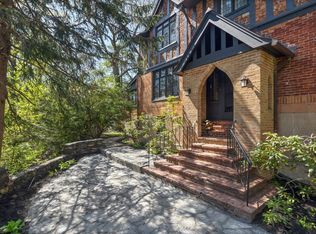 515 Beacon St #1, Chestnut Hill, MA 02467