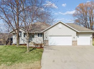 14026 Bluebird Trl NE, Prior Lake, MN 55372