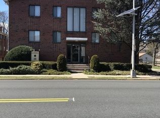 218 Broad St APT 4B, Bloomfield, NJ 07003