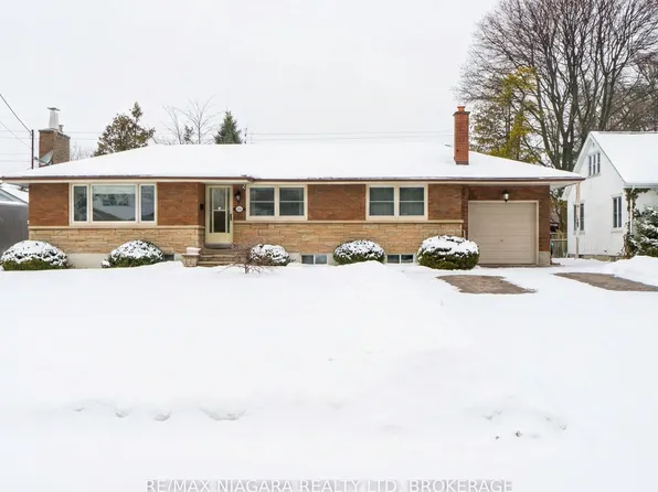 6543 Saint John St, Niagara Falls, ON L2J 1C8