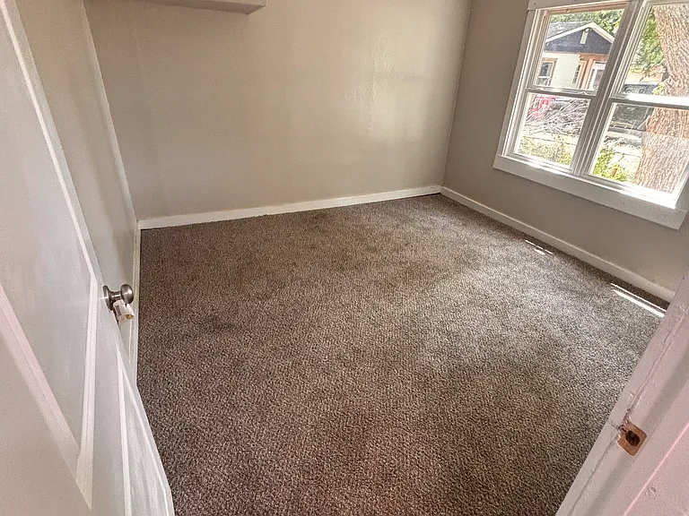 407 S 48th West Ave — Photo 11