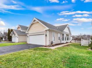 1013 Bentley Ln, Bartlett, IL 60103
