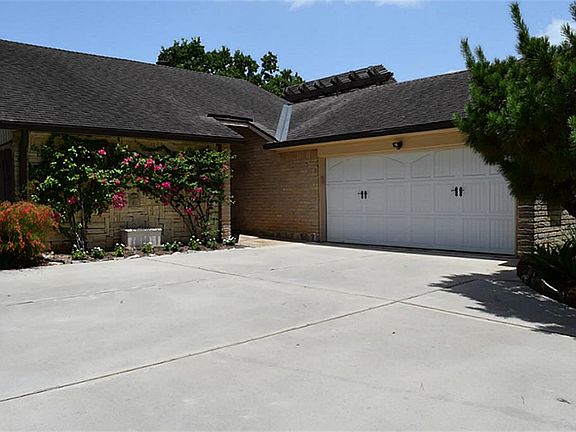 2nd image of 10311 Sagelink Cir