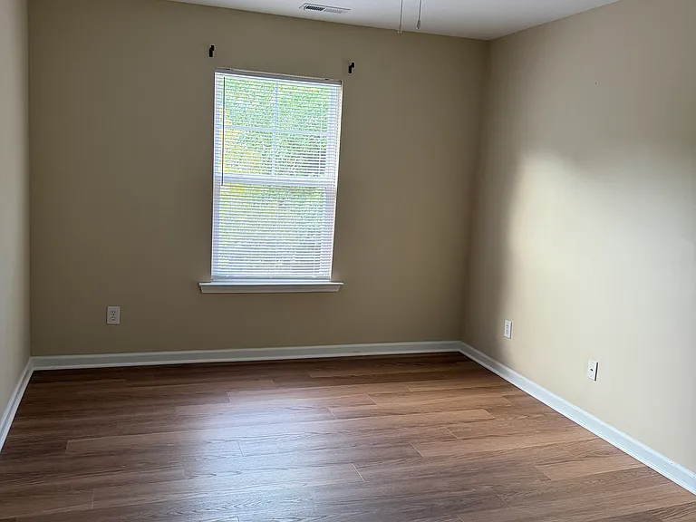 624 Baucom Grove Ct — Photo 13