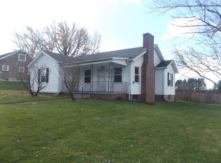 1424 N Main St, Hillsville, VA 24343