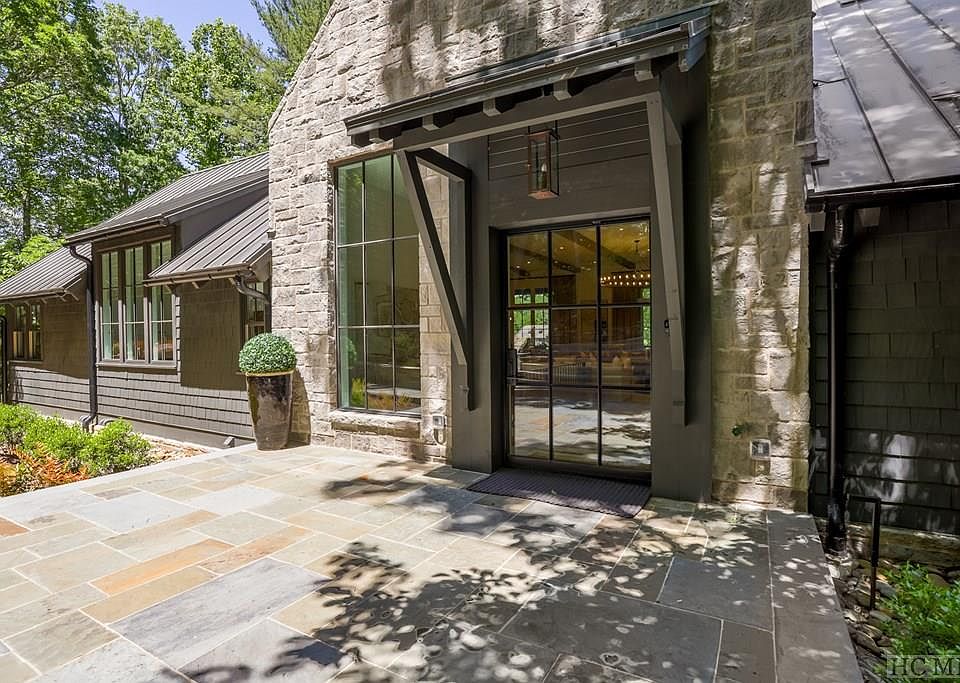 2338 W Club Blvd, Lake Toxaway, NC 28747 | Zillow