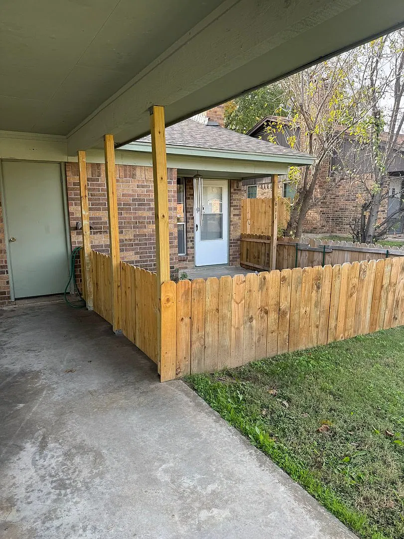 Burleson TWO bedroom/ TWO Bath — Photo 1