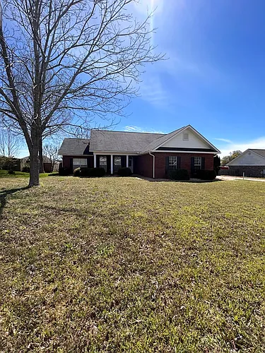 113 Autumn Way Photo 1