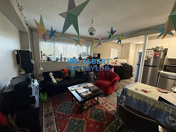 2nd image of 226 Parker Hill Ave APT 3