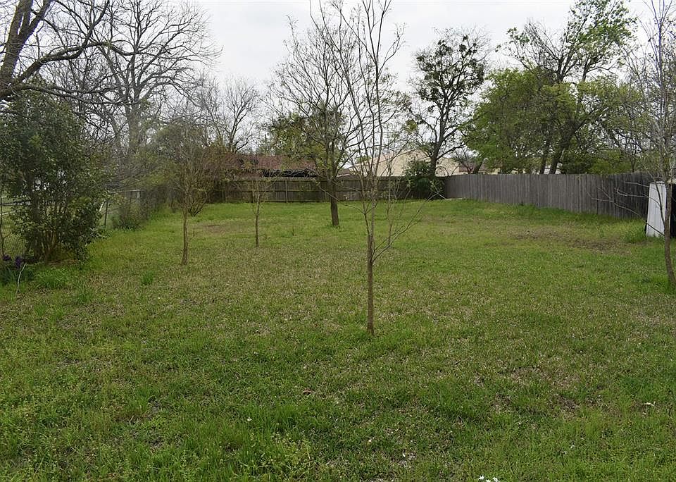 2nd image of 507 Maple St Lot 3B