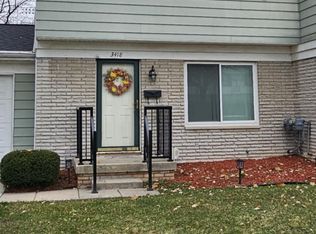 3418 Davidson Dr, Lansing, MI 48910