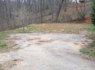 54 Grassy Hill Dr, Franklin, NC 28734