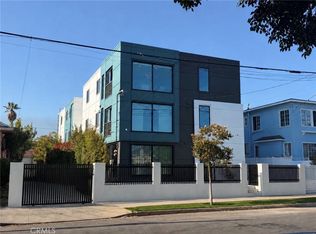 1575 W 35th St, Los Angeles, CA 90018