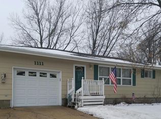 1111 Plainview Ln, Albert Lea, MN 56007