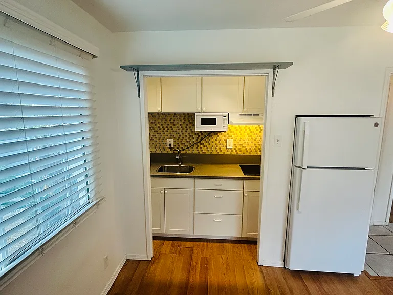 5373 Conrad Ave #2 — Photo 6