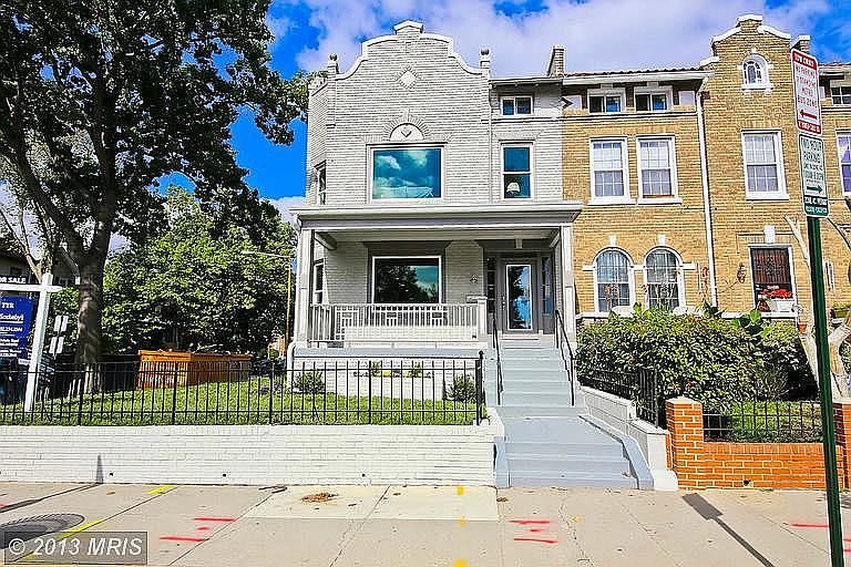 445 Quincy Street NW