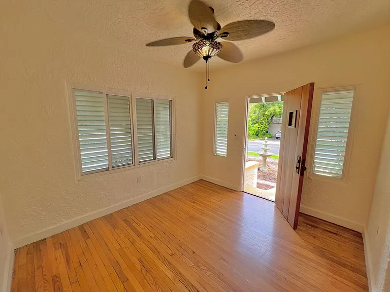 302 Fordham Dr — Photo 15