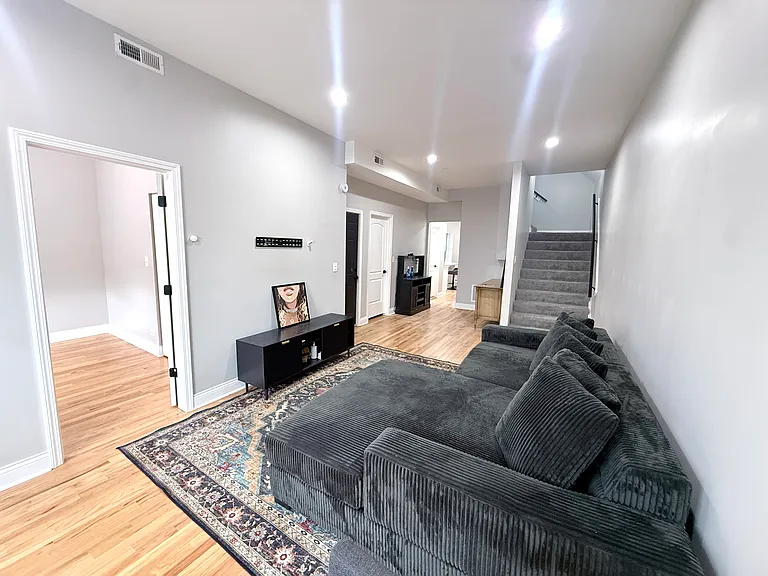 3008 E 81st St #2 — Photo 13