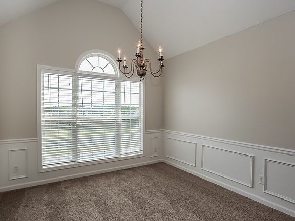 4th image of 108 Bramlett Meadows Dr