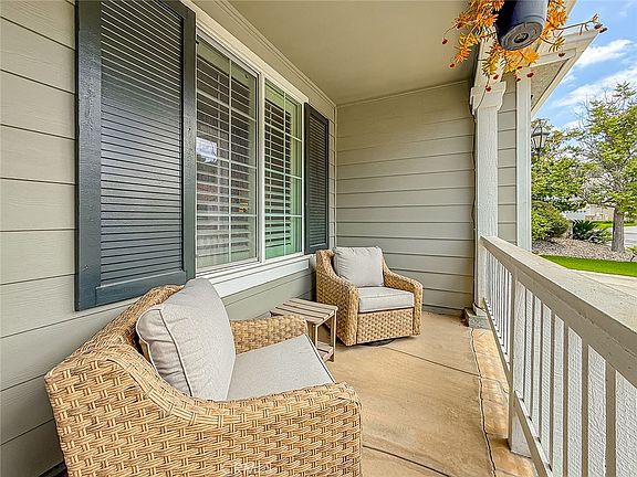 4th image of 5257 Huckleberry Oak St