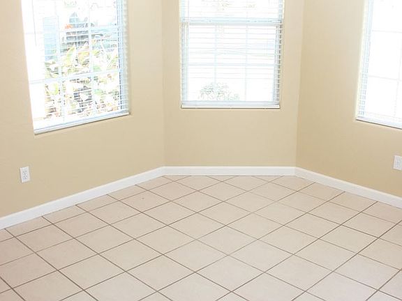 4th image of 8613 Hoodsport Ave
