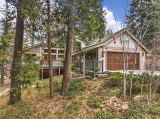 253 El Dorado Dr, Lake Arrowhead, CA 92352