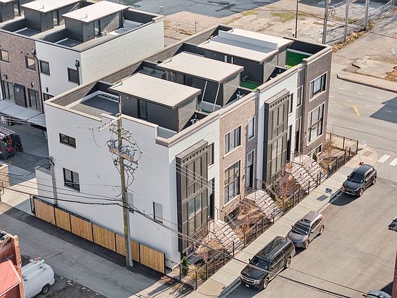 5th image of 3855 S Calumet Ave