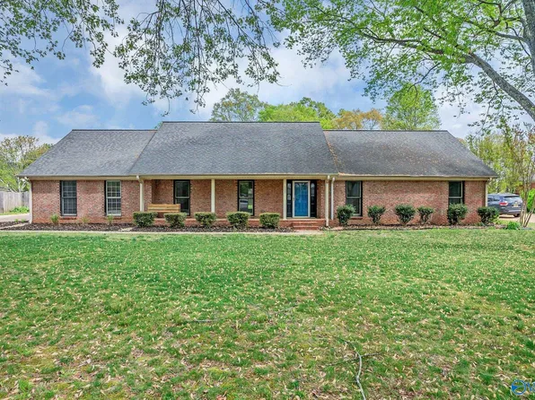 24961 Capshaw Rd, Athens, AL 35613