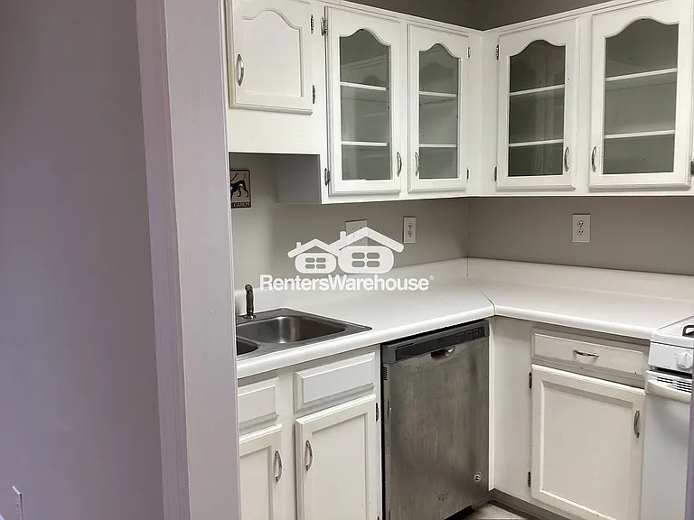 7908 Briar Villa Pl — Photo 10