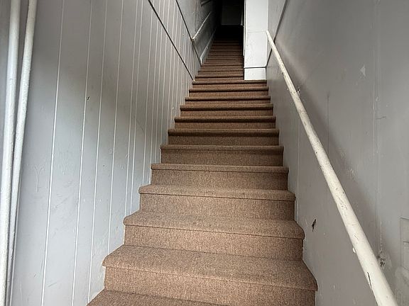 3rd image of 387 W Liberty St APT 3
